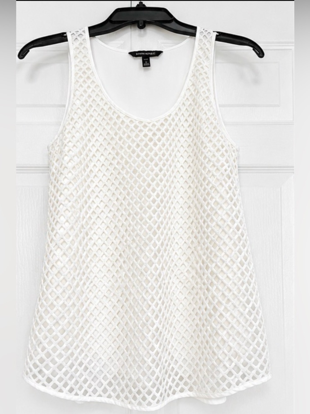 Banana Republic White Mesh Sleeveless Blouse S Petite